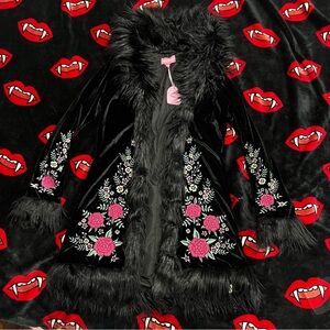 Sugar Thrillz x Dolls Kill - NIGHT LOVE BY CANDLELIGHT VELVET COAT